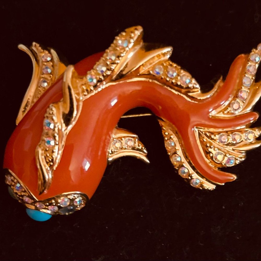 VINTAGE SIGNED ROXANNE ASSOULIN KOI GOLDFISH BROOCH - Picture 11 of 13